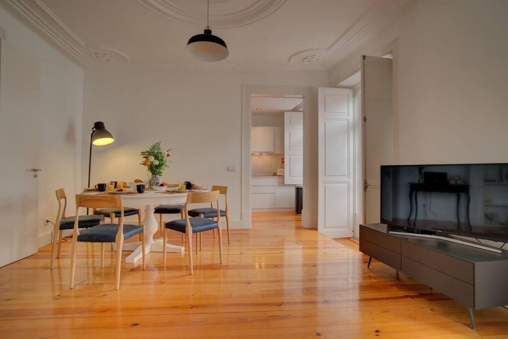 Tracey & Neill'S Place In Principe Real Lissabon Buitenkant foto